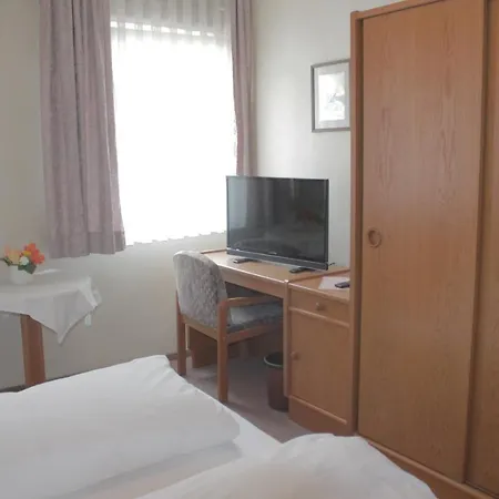 Rose بيت ريفي *