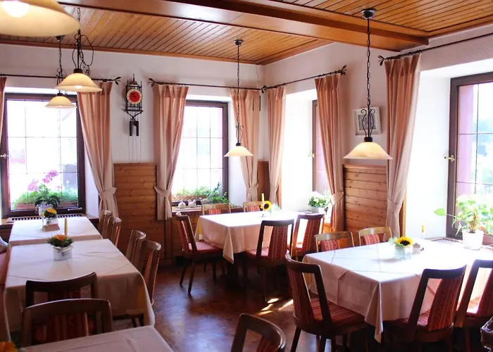 Rose Han/Misafirhane